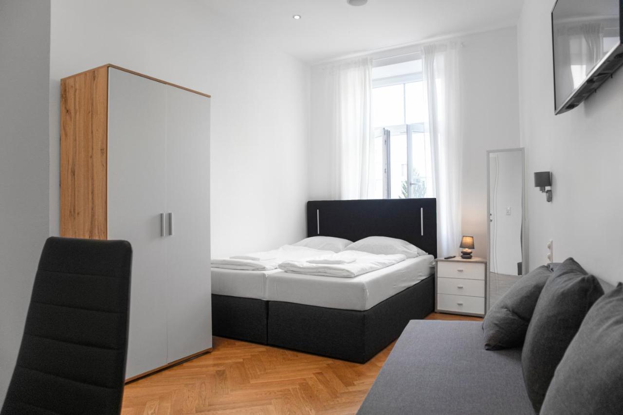 Appartamento Superb 7br Shared Apartment- Near Hauptbahnhof *