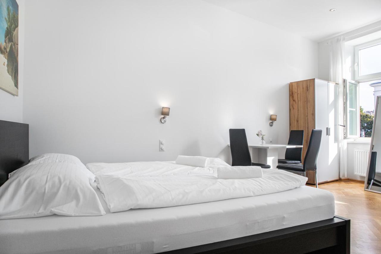 Appartamento Superb 7br Shared Apartment- Near Hauptbahnhof *