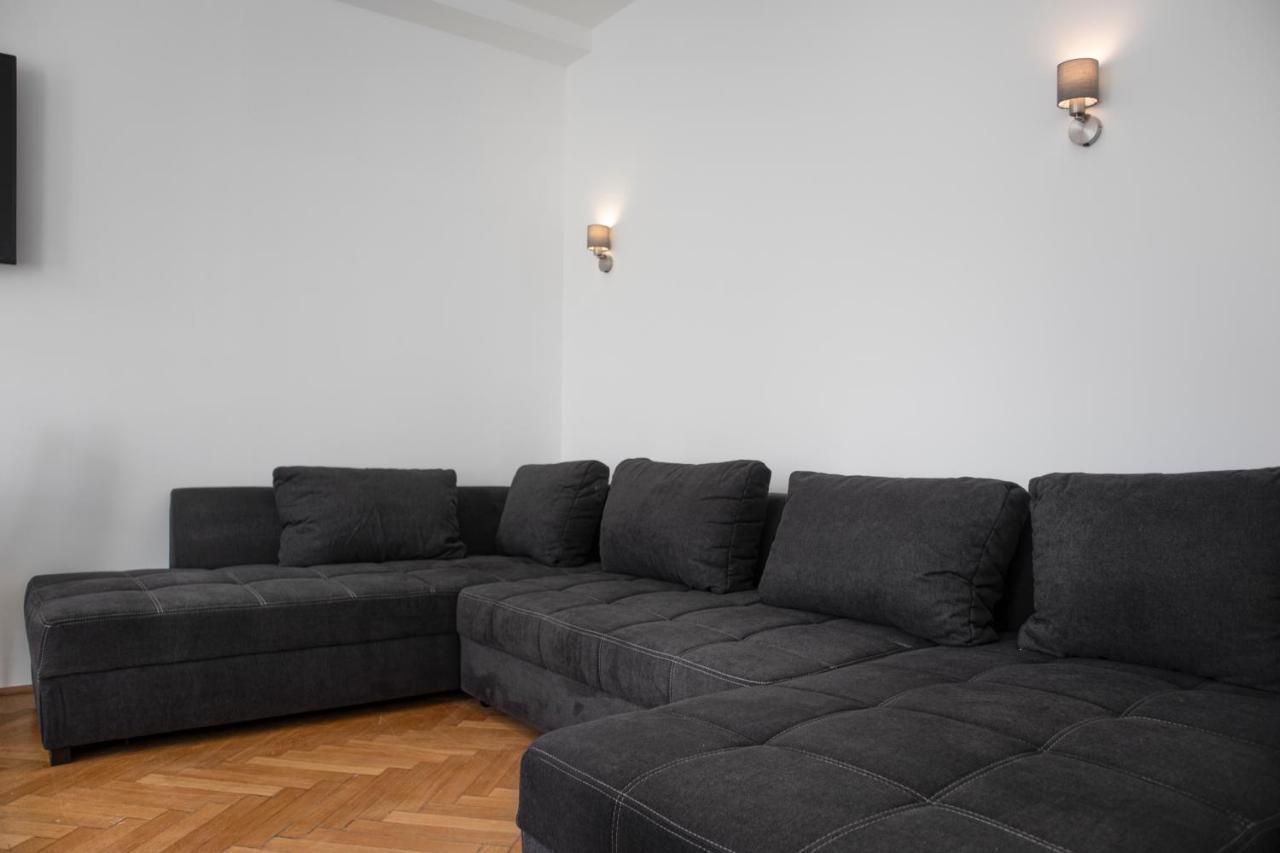 Superb 7br Shared Apartment- Near Hauptbahnhof Appartamento
