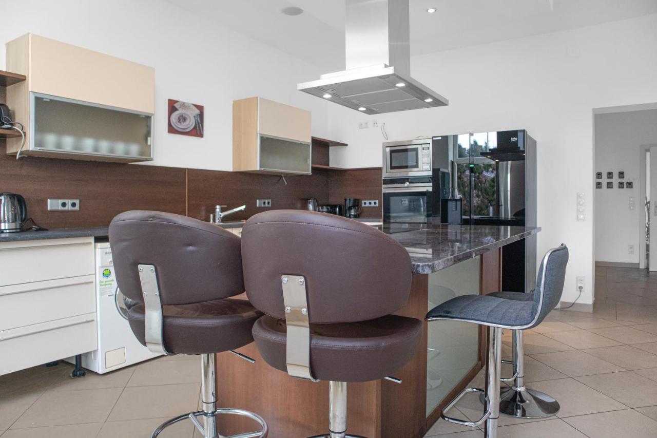 Appartamento Superb 7br Shared Apartment- Near Hauptbahnhof