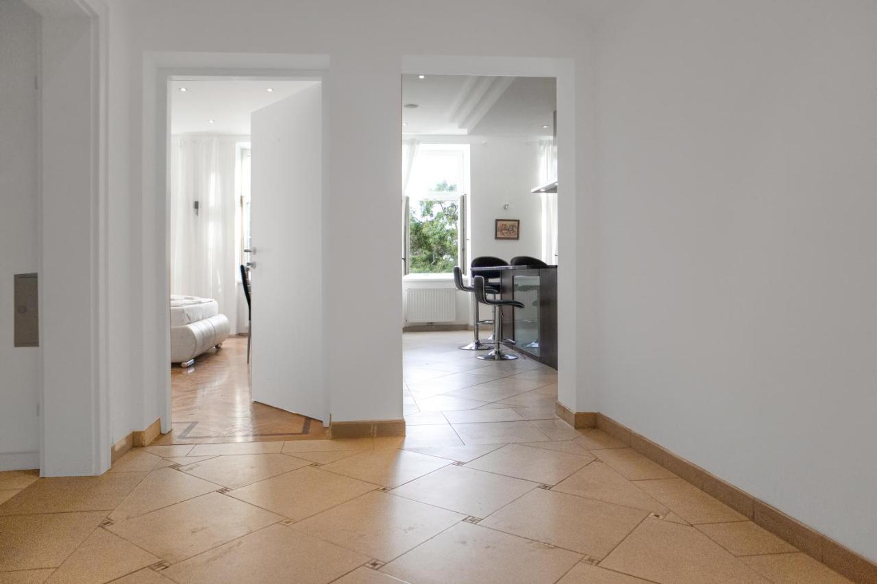 Superb 7br Shared Apartment- Near Hauptbahnhof * Vienna